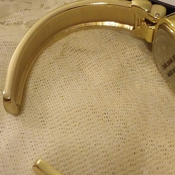 NEW W/ BOX Unisex Pavana Wrist Watch with Turquoise Stones - Picture 6 of 8